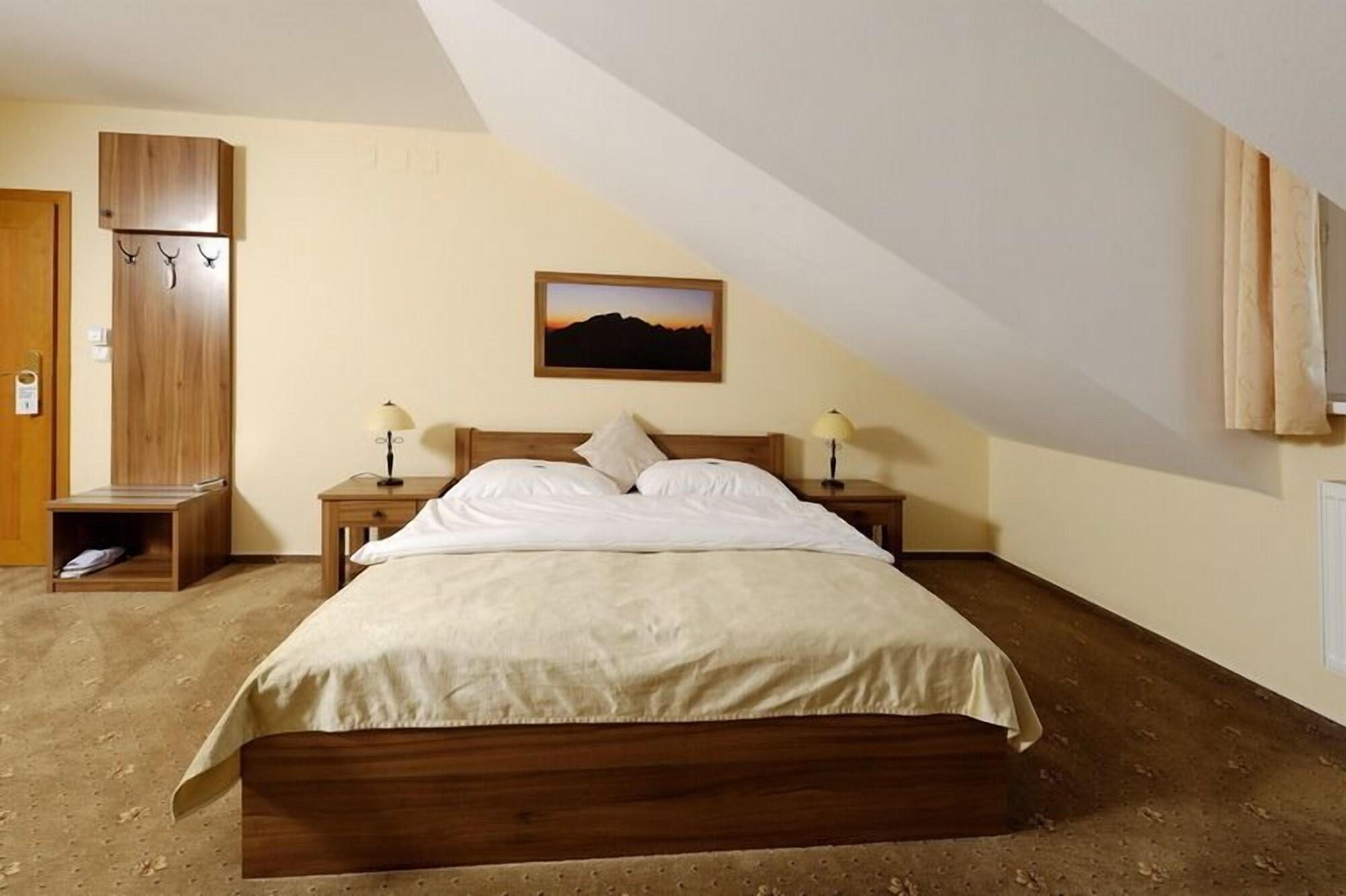 Solisko Hotel 4*
